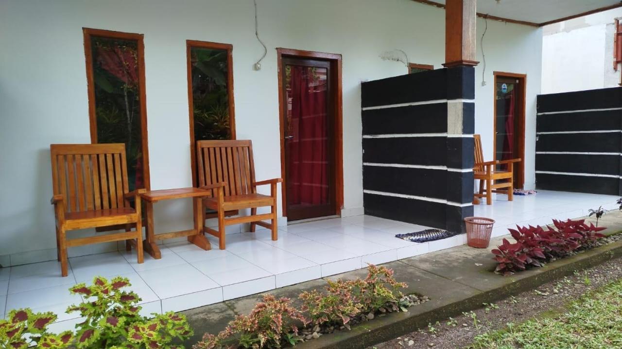 Tatasya Homestay Senaru Εξωτερικό φωτογραφία
