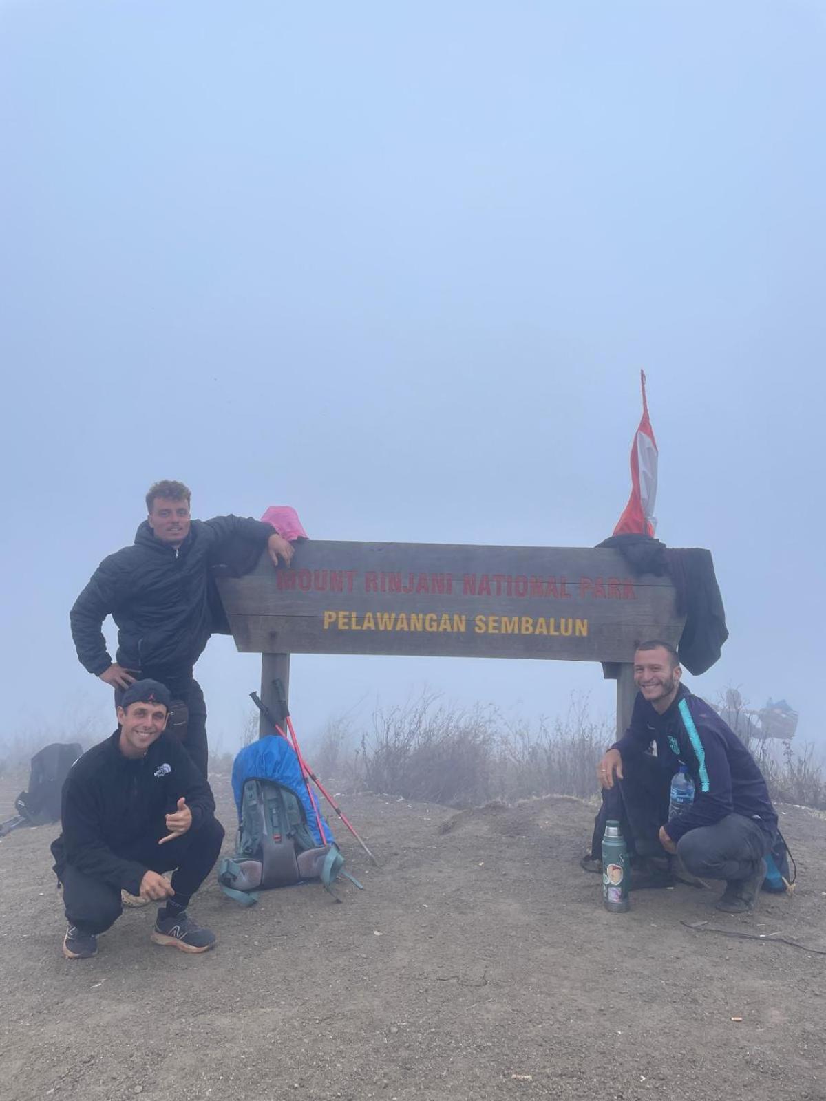 Tatasya Homestay Senaru Εξωτερικό φωτογραφία